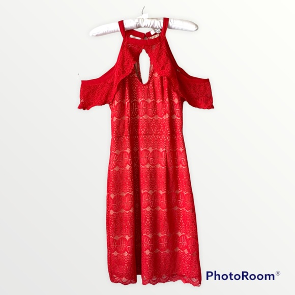 Red Lace Cold Shoulder Dress w/ Flutter Sleeve Keyhole Accent Medium Francescas - Picture 1 of 15